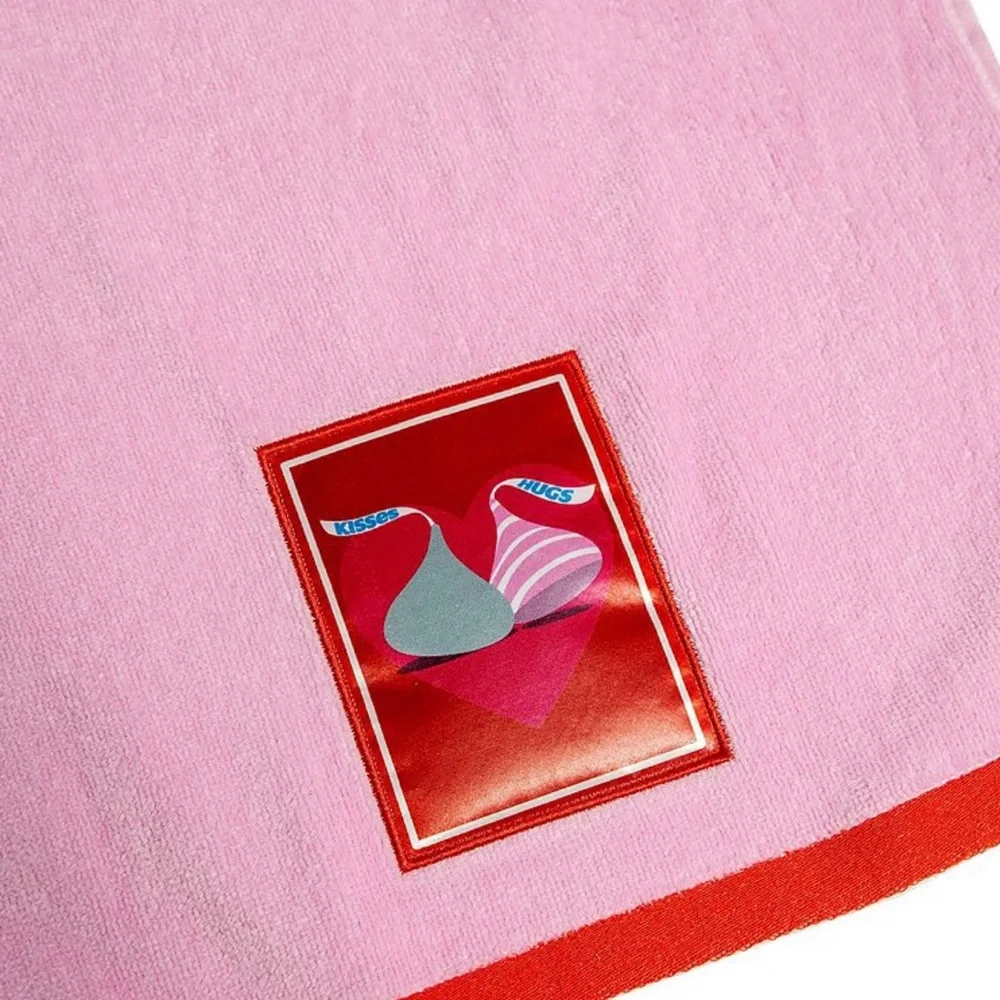 Hershey’s Kisses Decorative Hand Towels Set of 2pk. Home Decor Brand New
